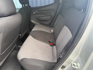2016 Mitsubishi Triton - Thumbnail
