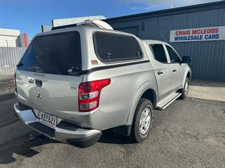 2016 Mitsubishi Triton - Thumbnail