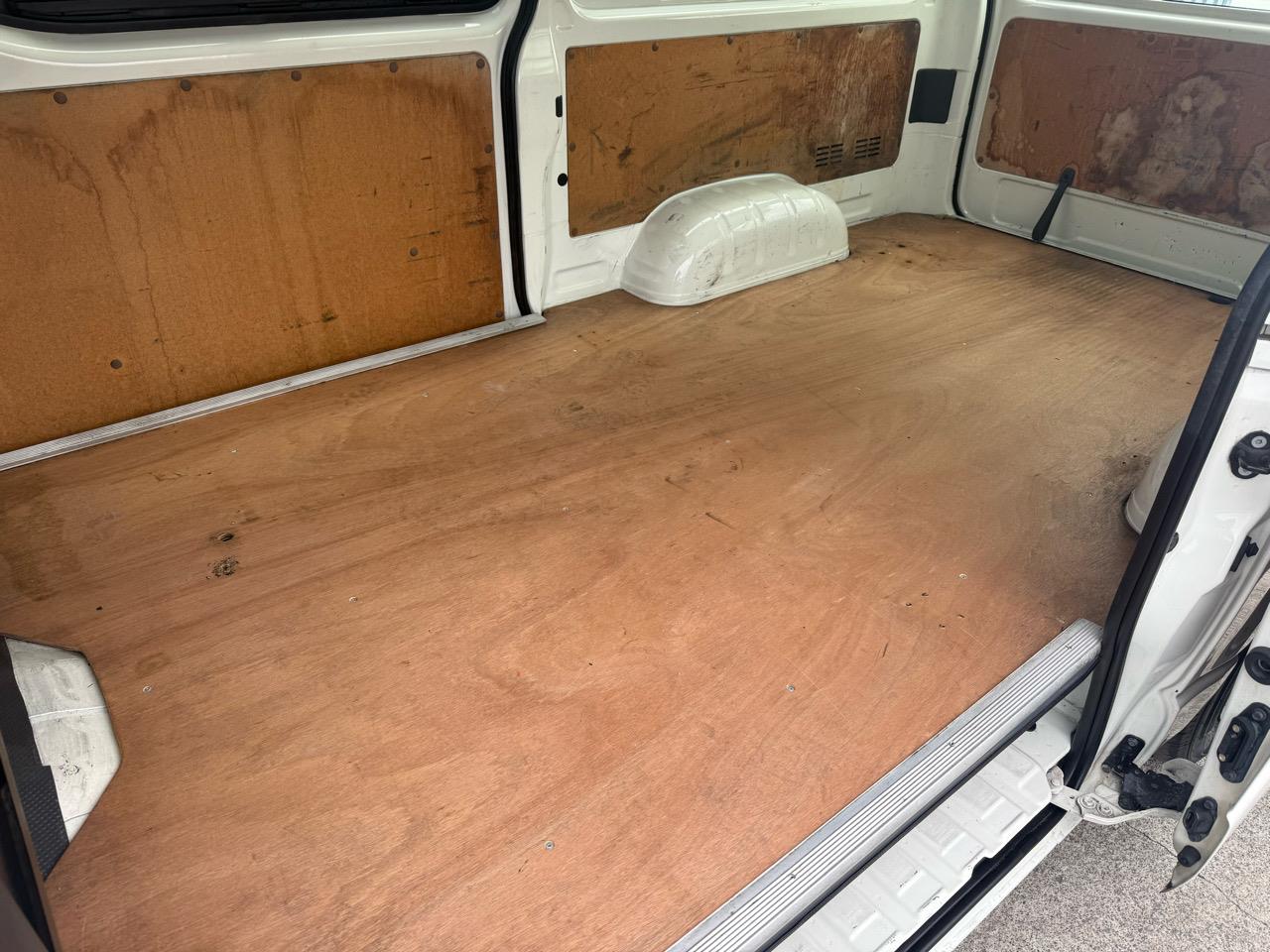 2016 Toyota HIACE