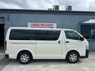 2016 Toyota HIACE - Thumbnail