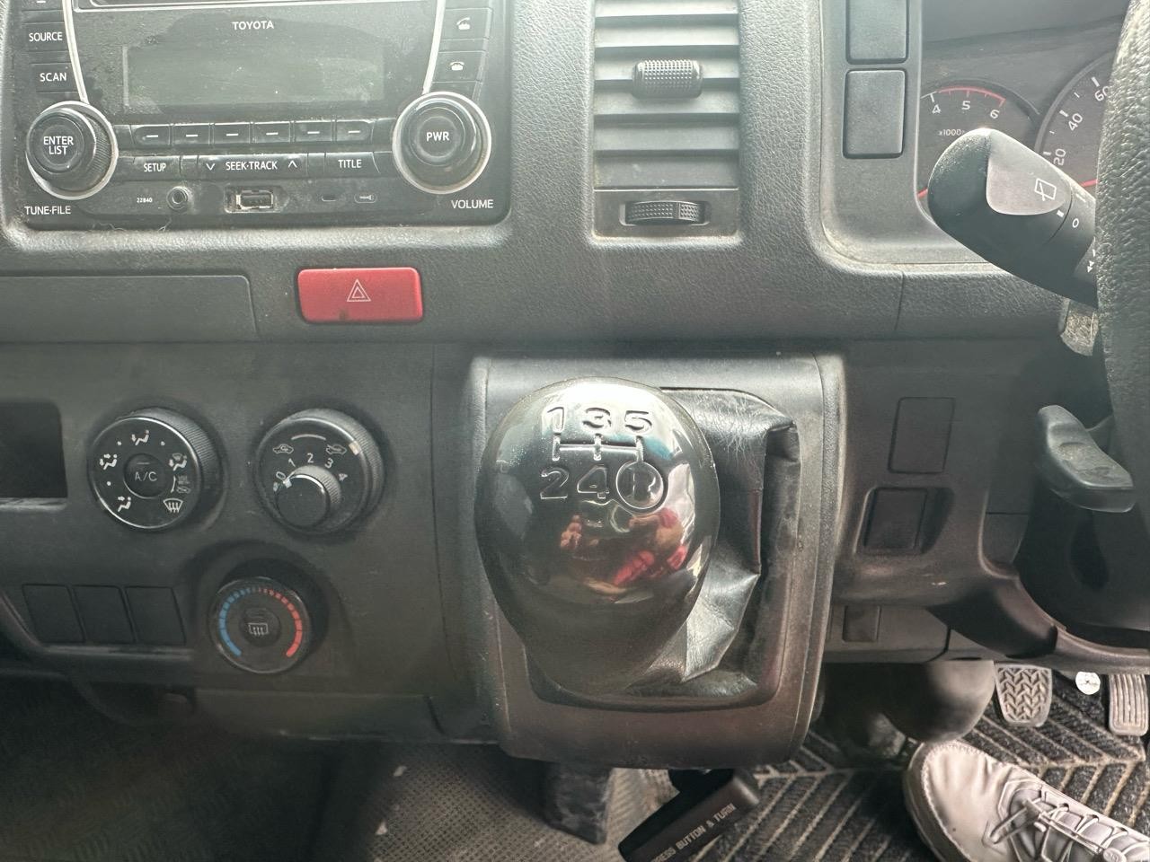 2016 Toyota HIACE