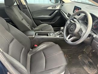 2017 Mazda Mazda3 - Thumbnail