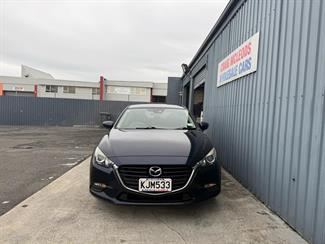 2017 Mazda Mazda3 - Thumbnail