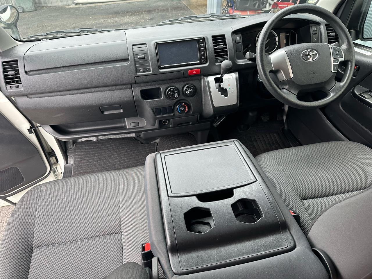 2022 Toyota HIACE