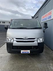 2019 Toyota HIACE - Thumbnail