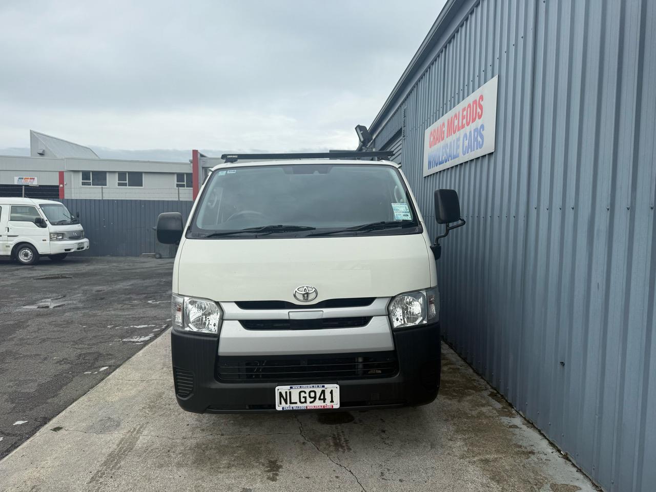 2018 Toyota HIACE