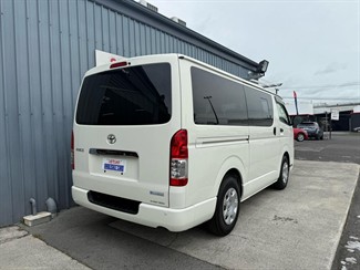 2019 Toyota HIACE - Thumbnail