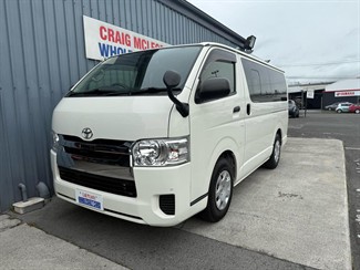 2019 Toyota HIACE - Thumbnail