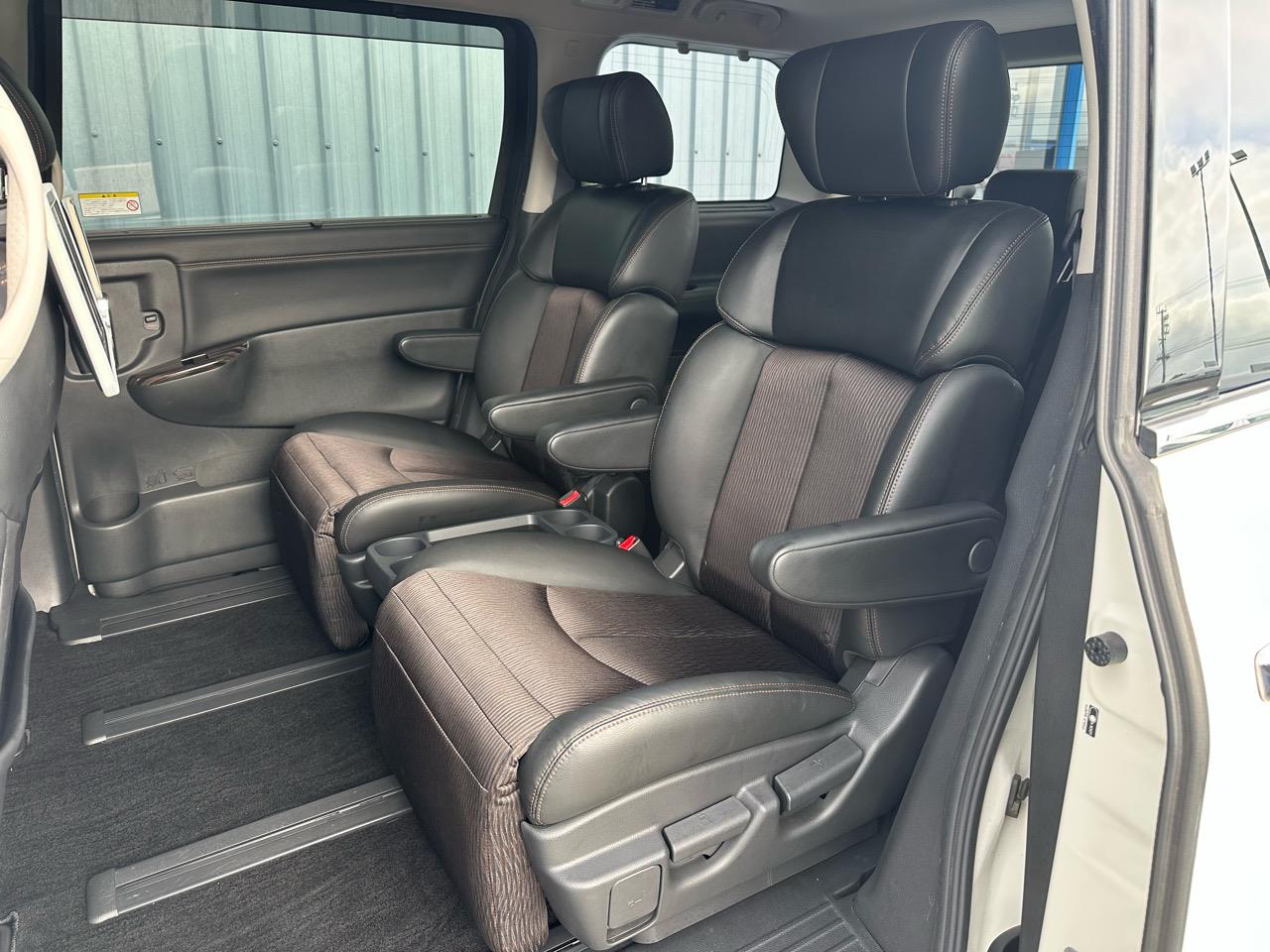 2017 Nissan Elgrand
