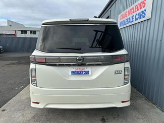 2017 Nissan Elgrand - Thumbnail
