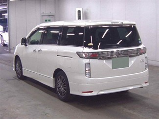 2017 Nissan Elgrand - Thumbnail