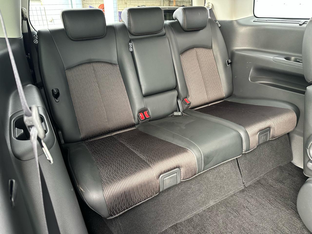 2017 Nissan Elgrand