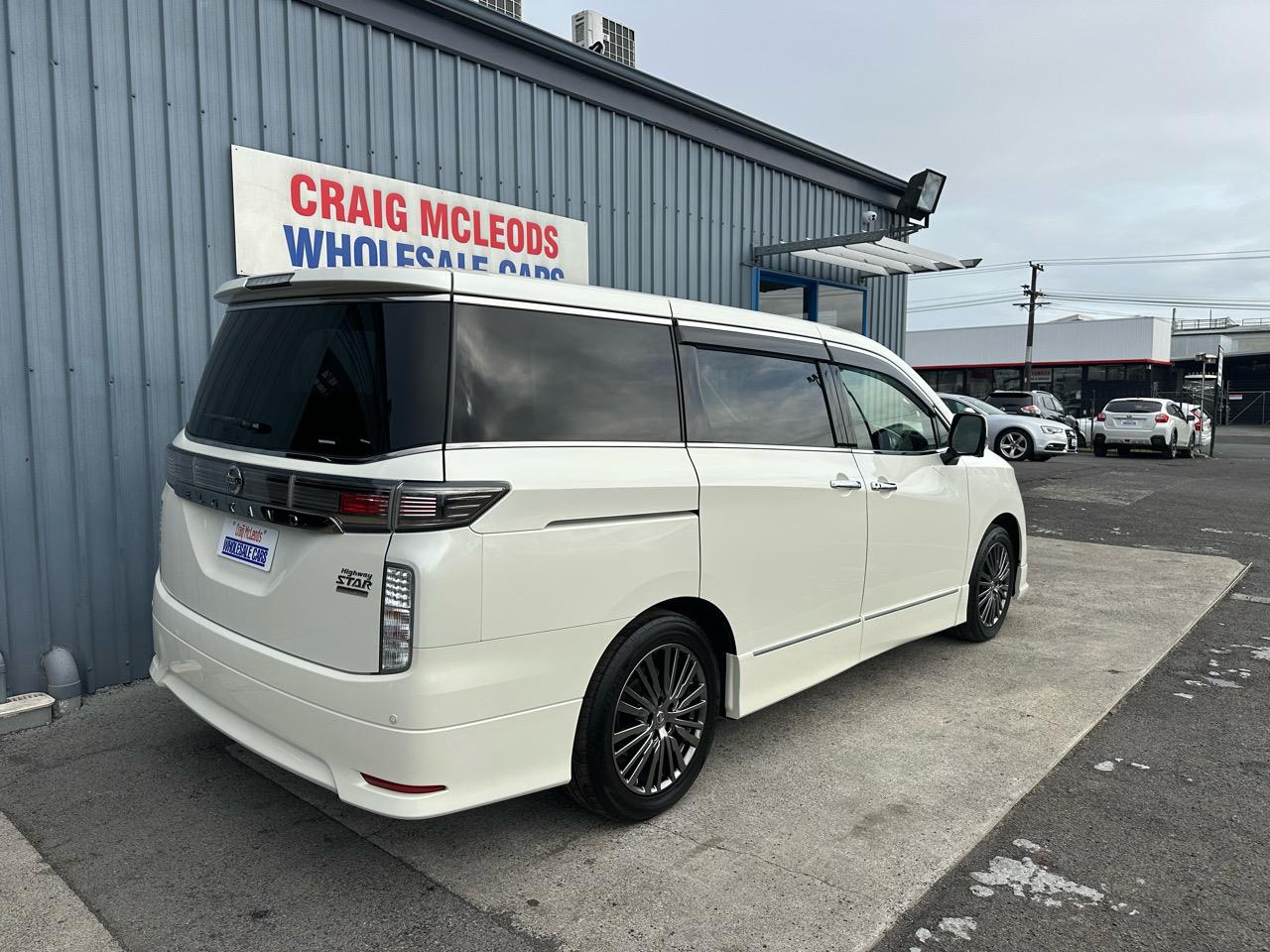 2017 Nissan Elgrand