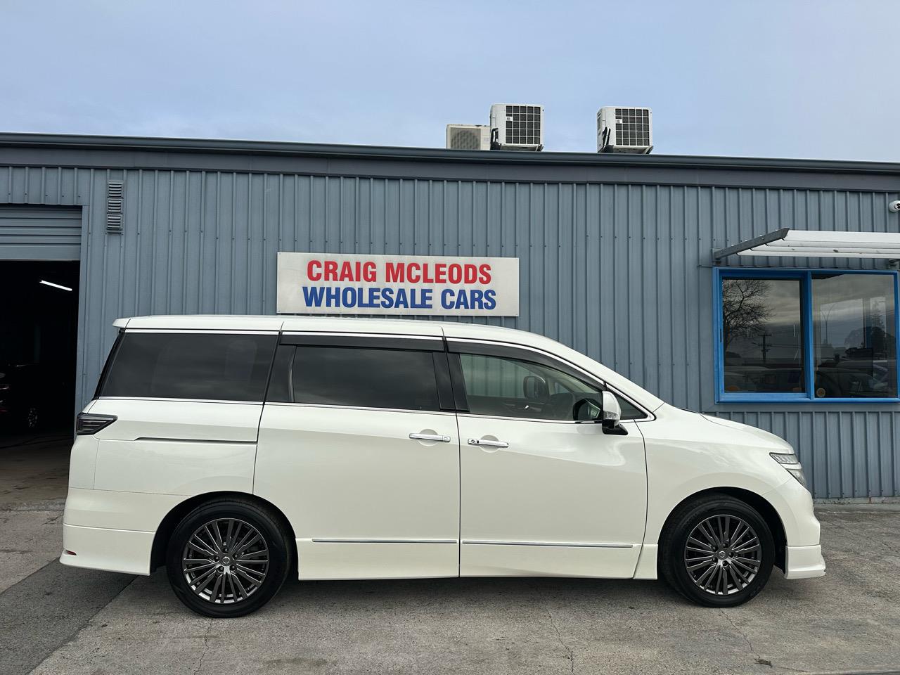 2017 Nissan Elgrand
