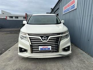 2017 Nissan Elgrand - Thumbnail