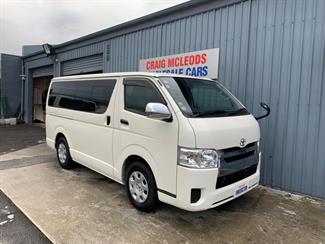 2019 Toyota HIACE - Thumbnail