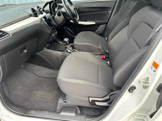 2020 Suzuki Swift - Thumbnail