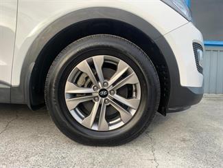 2015 HYUNDAI Santa Fe - Thumbnail