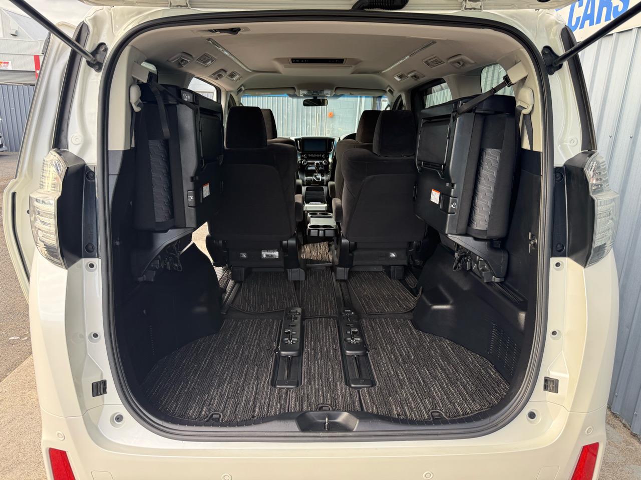 2016 Toyota Vellfire