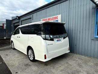 2016 Toyota Vellfire - Thumbnail
