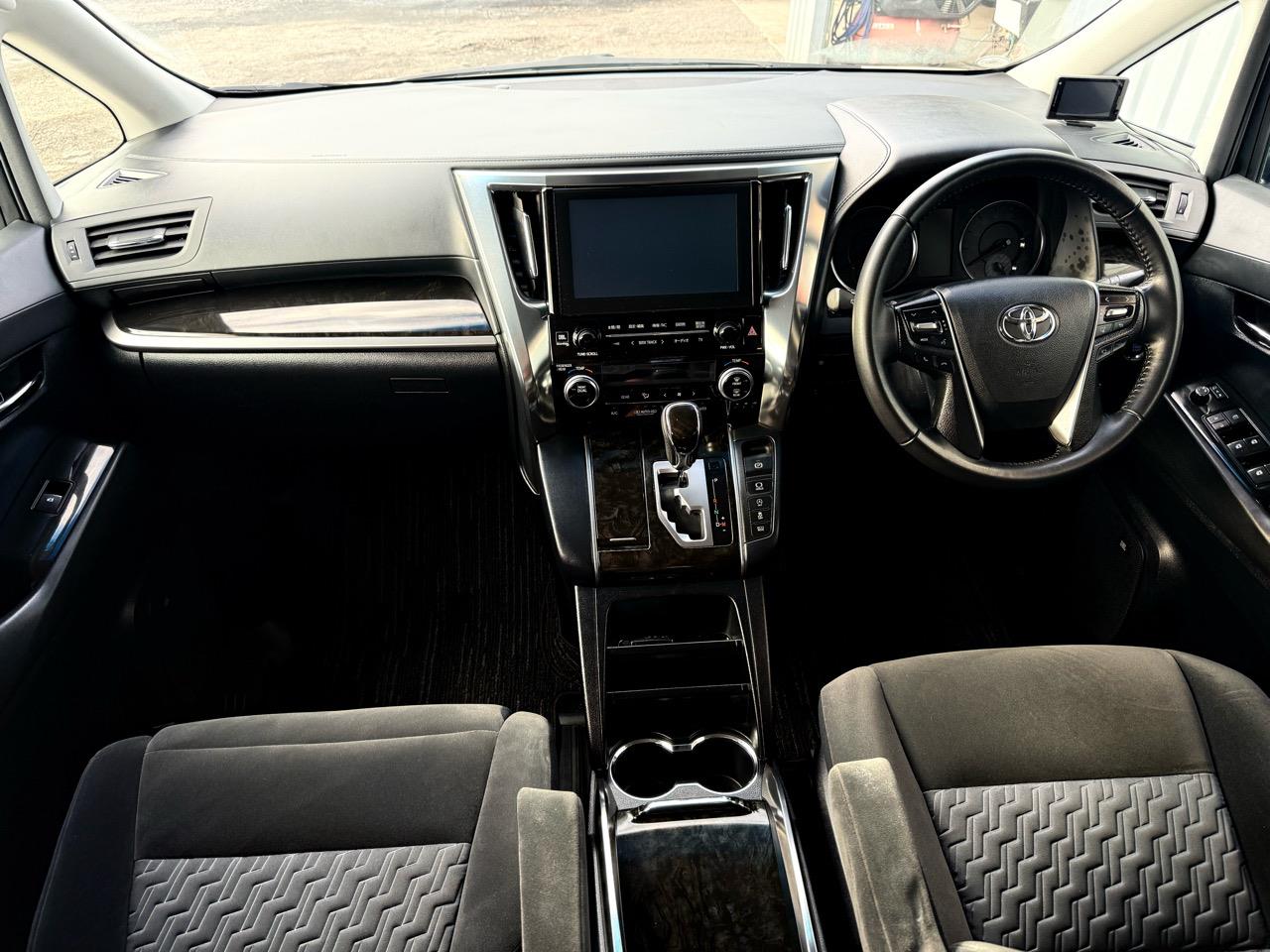 2016 Toyota Vellfire