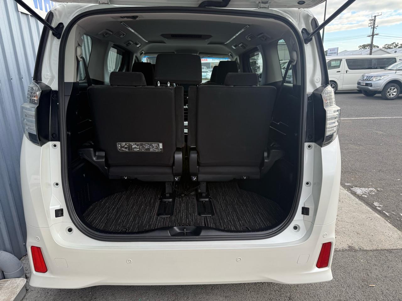 2016 Toyota Vellfire