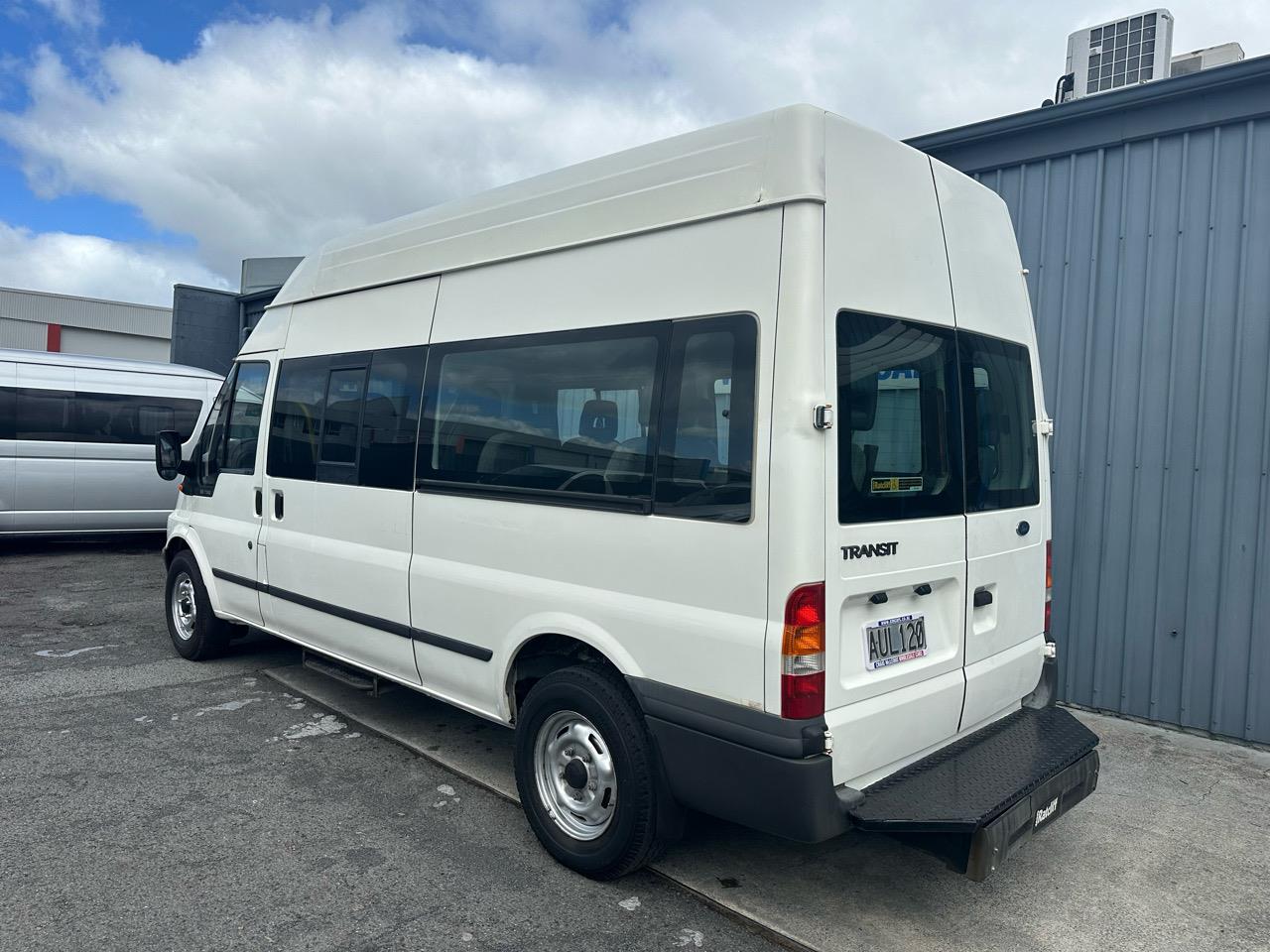 2002 Ford Transit