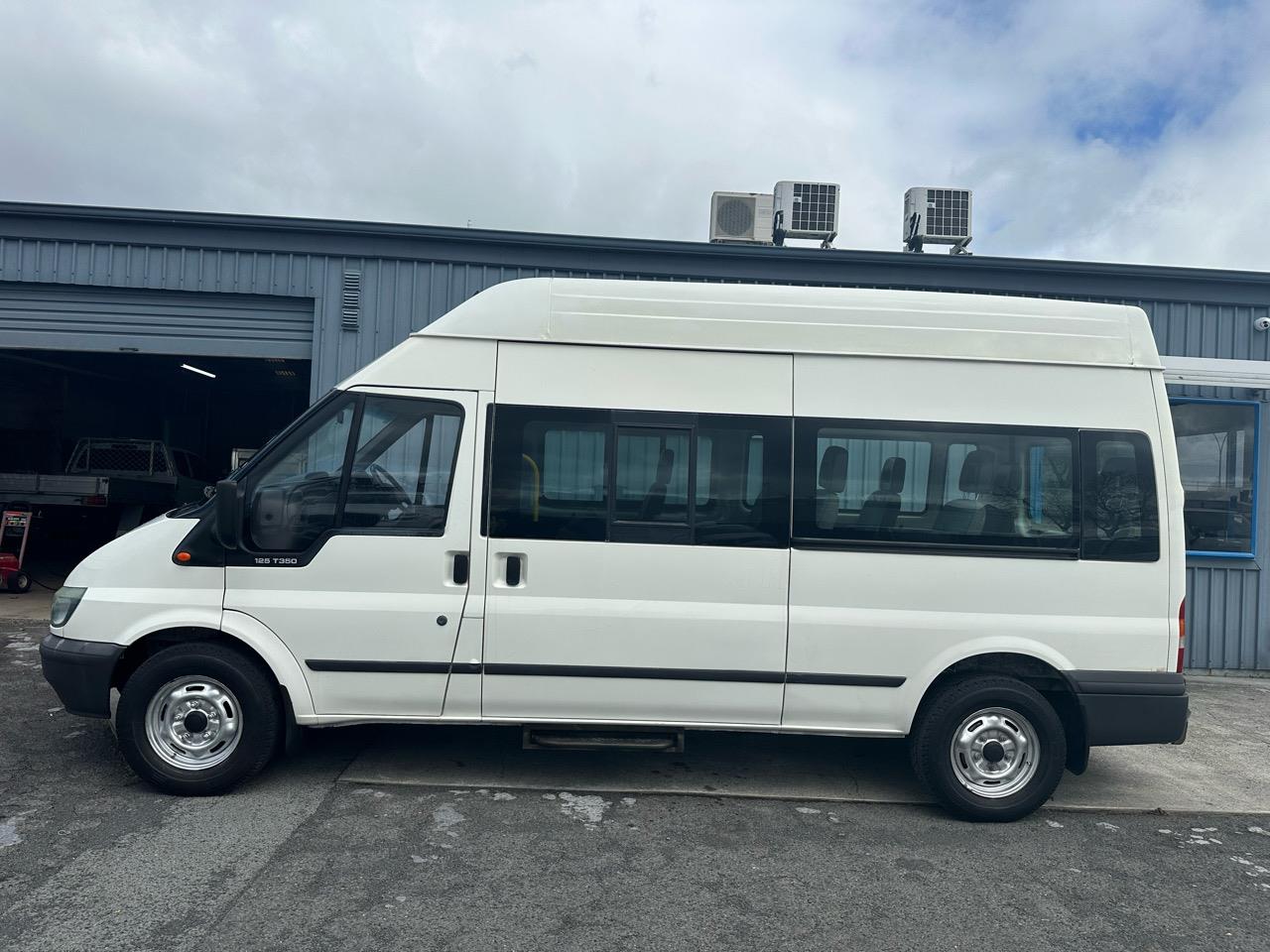 2002 Ford Transit