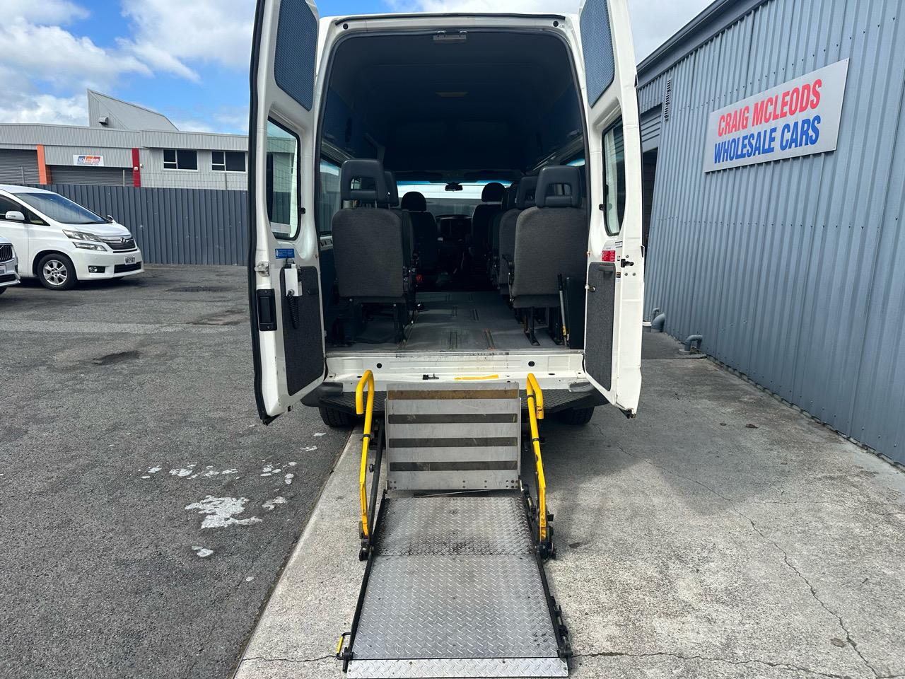 2002 Ford Transit