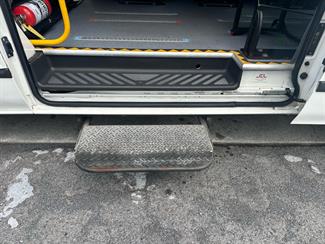 2002 Ford Transit - Thumbnail
