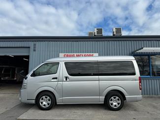 2024 Toyota HIACE - Thumbnail