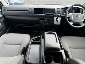 2024 Toyota HIACE - Thumbnail