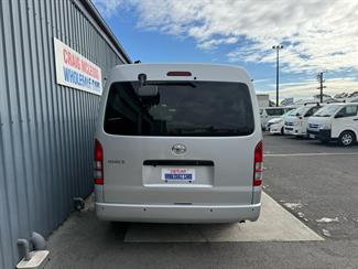 2024 Toyota HIACE - Thumbnail