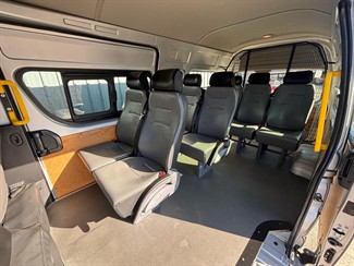 2018 Toyota HIACE - Thumbnail