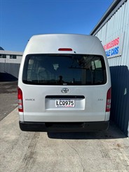 2018 Toyota HIACE - Thumbnail