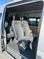 2018 Toyota HIACE - Thumbnail