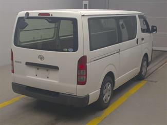 2020 Toyota HIACE - Thumbnail