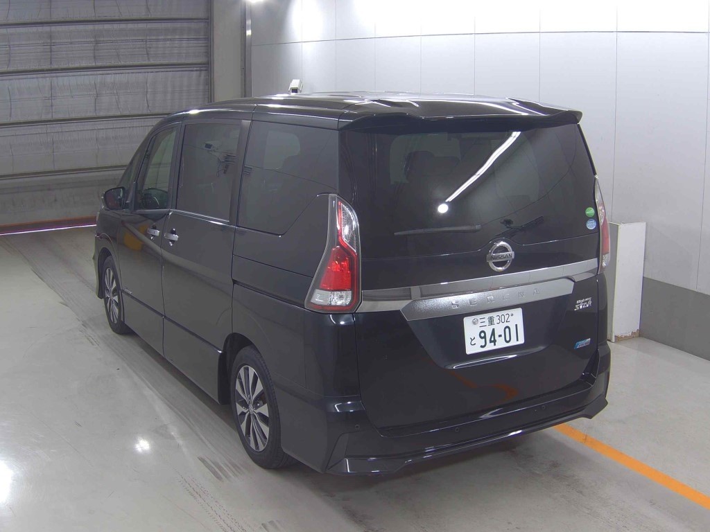2018 Nissan SERENA