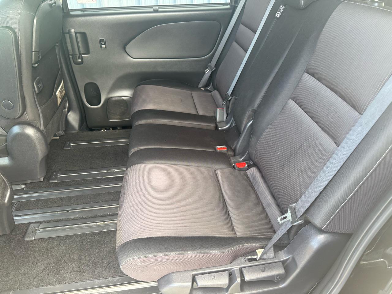 2018 Nissan SERENA