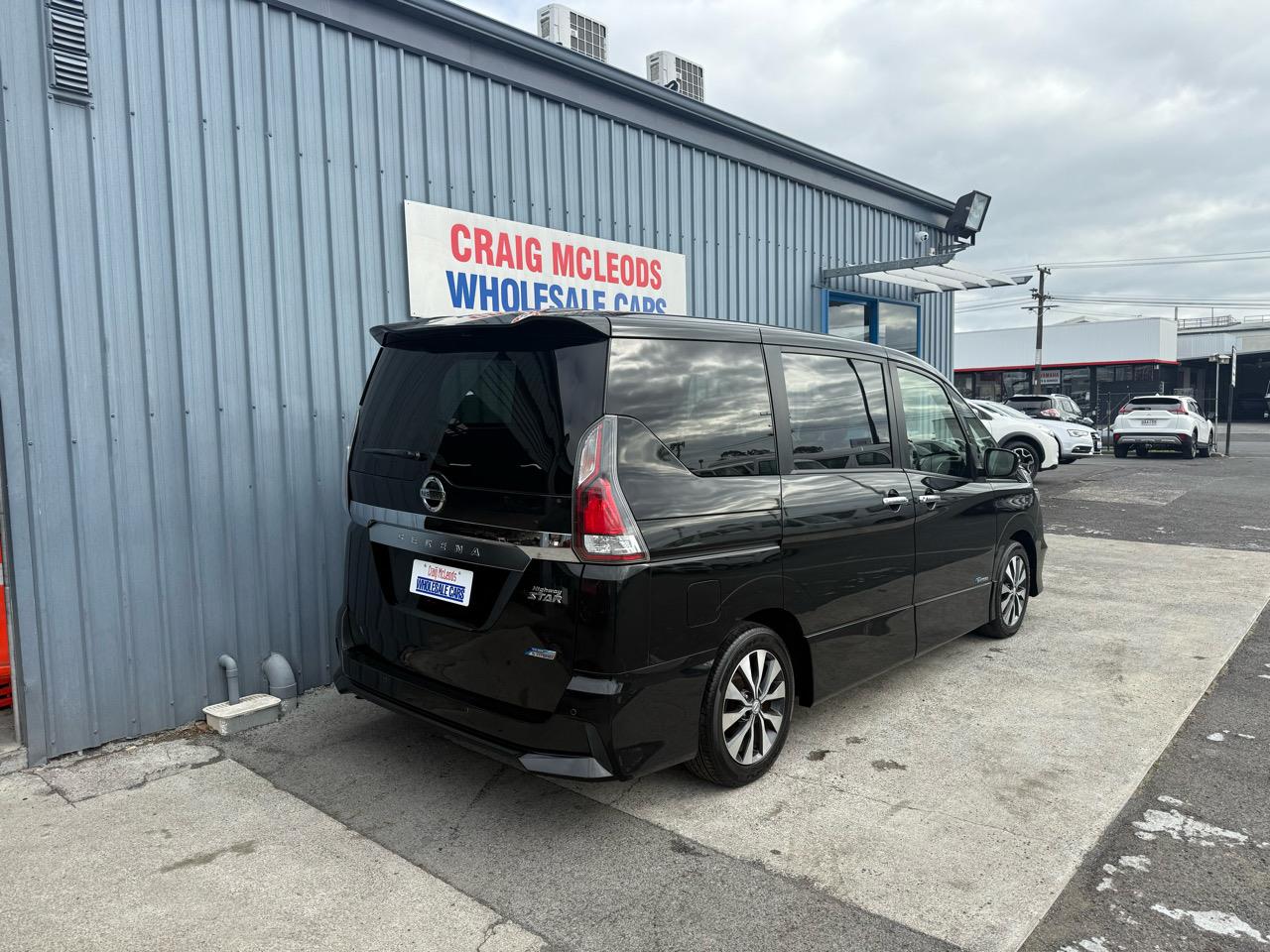 2018 Nissan SERENA