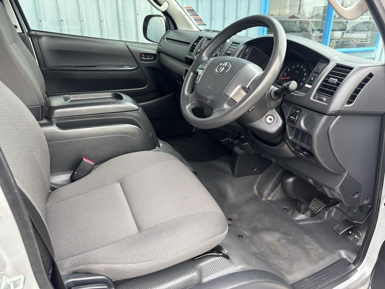 2018 Toyota HIACE