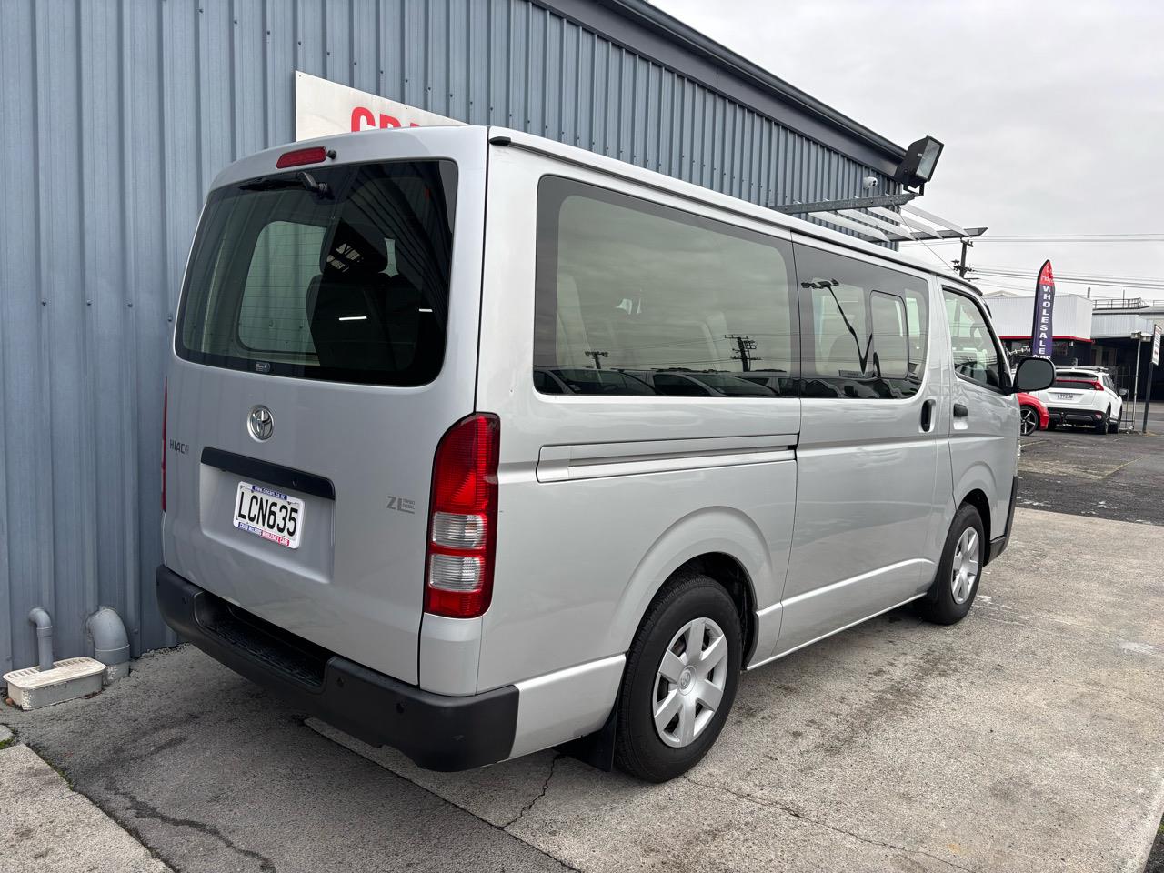 2018 Toyota HIACE