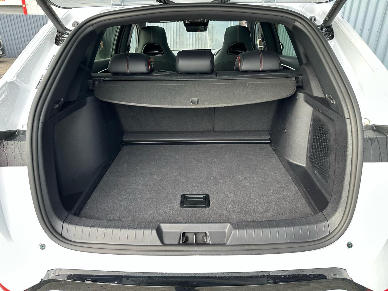 2024 BYD SEALION 6