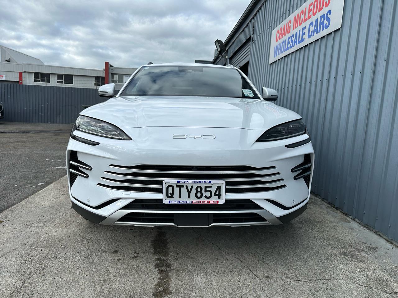 2024 BYD SEALION 6