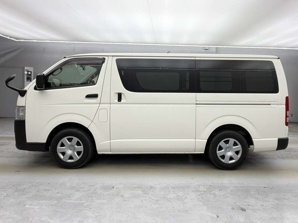 2023 Toyota HIACE
