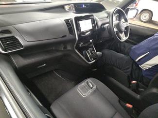 2019 Nissan SERENA - Thumbnail