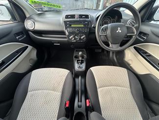 2018 Mitsubishi MIRAGE - Thumbnail