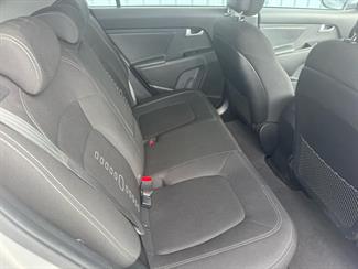 2015 Kia Sportage - Thumbnail