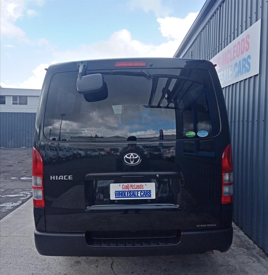 2019 Toyota HIACE