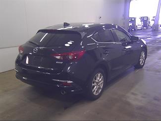 2017 Mazda Axela - Thumbnail